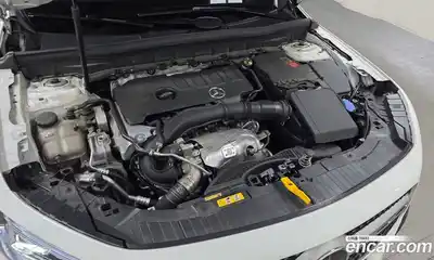 Mercedes-Benz GLB-Class 2023 2.0 гидро, миниатюра 6 Mercedes-Benz GLB-Class 2023 2.0 гидро, миниатюра 6