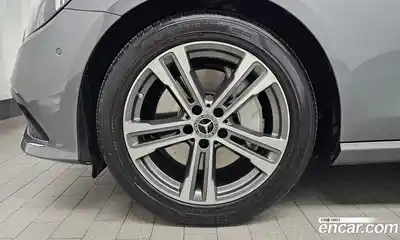 Mercedes-Benz E-Class 2021 2.0 автомат (гидро), миниатюра 5