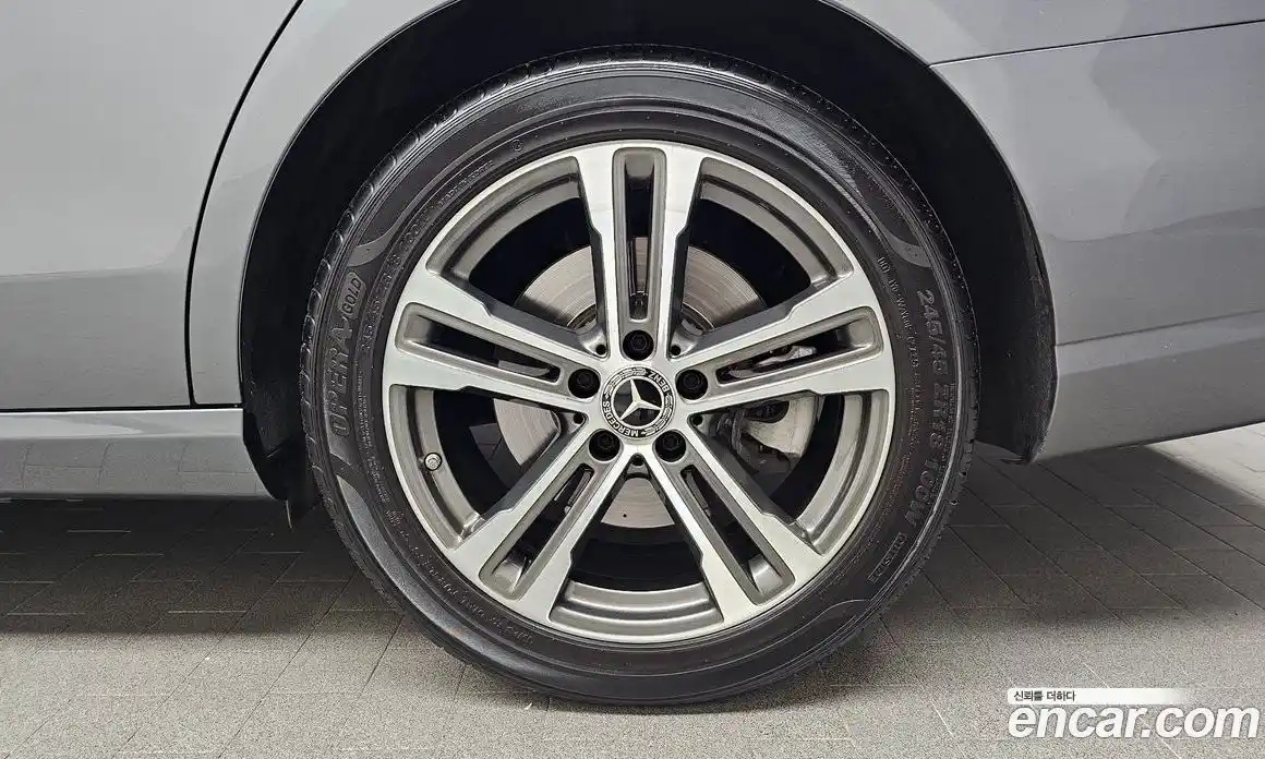 Mercedes-Benz E-Class 2021 2.0 автомат (гидро), фото 7