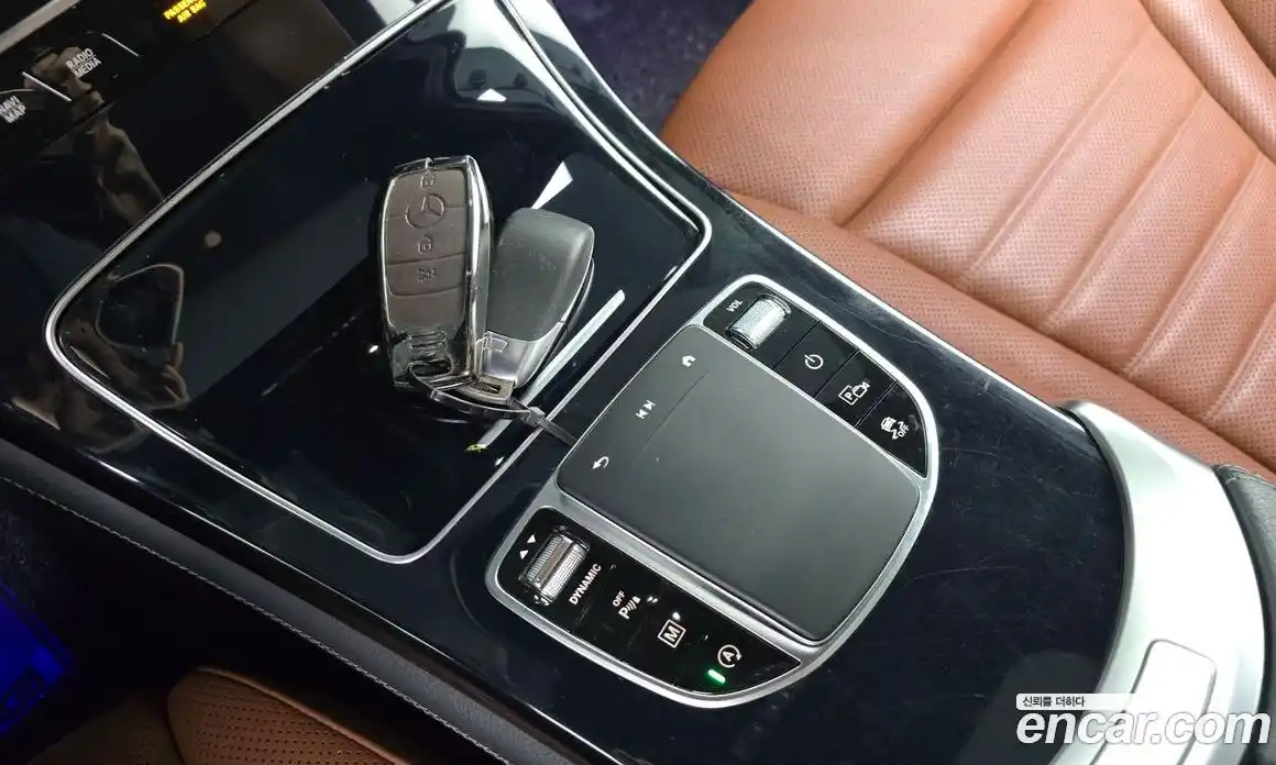 Mercedes-Benz GLC-Class 2020 2.0 гидро, фото 25