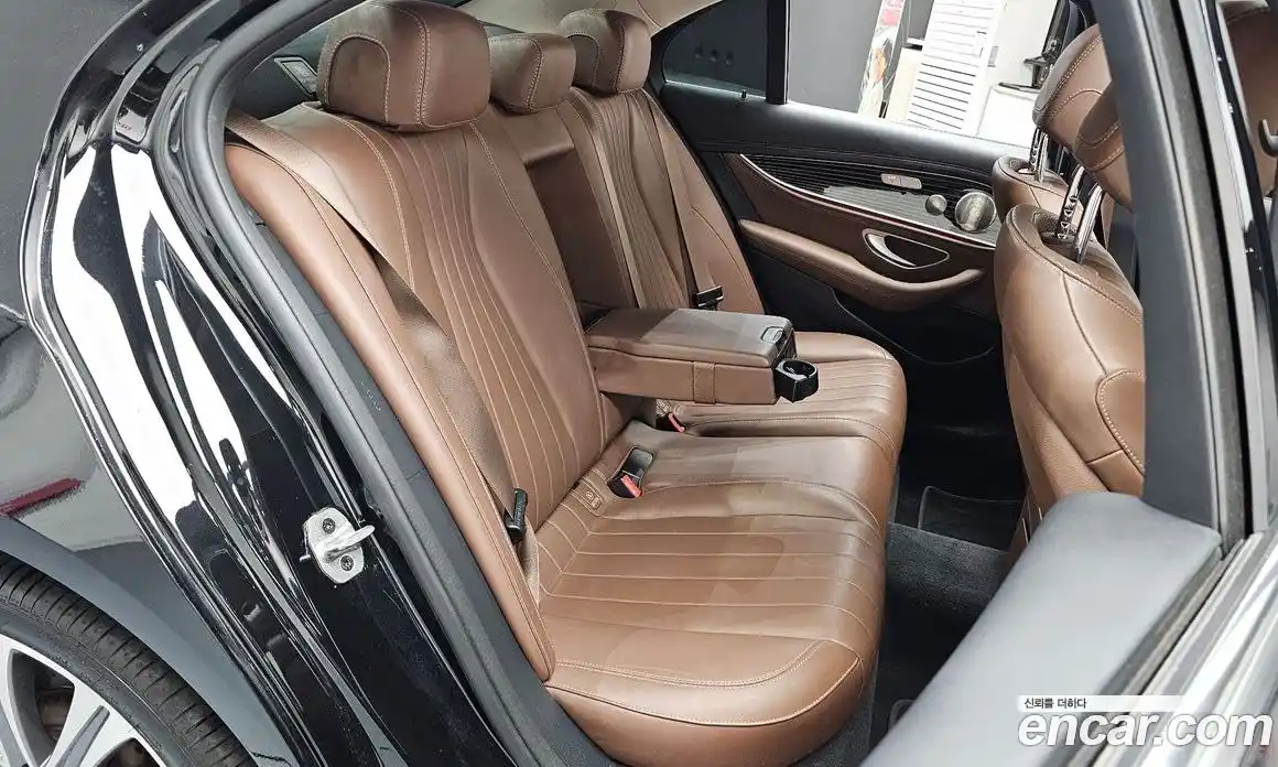 Mercedes-Benz E-Class 2021 3.0 автомат (гидро), фото 11