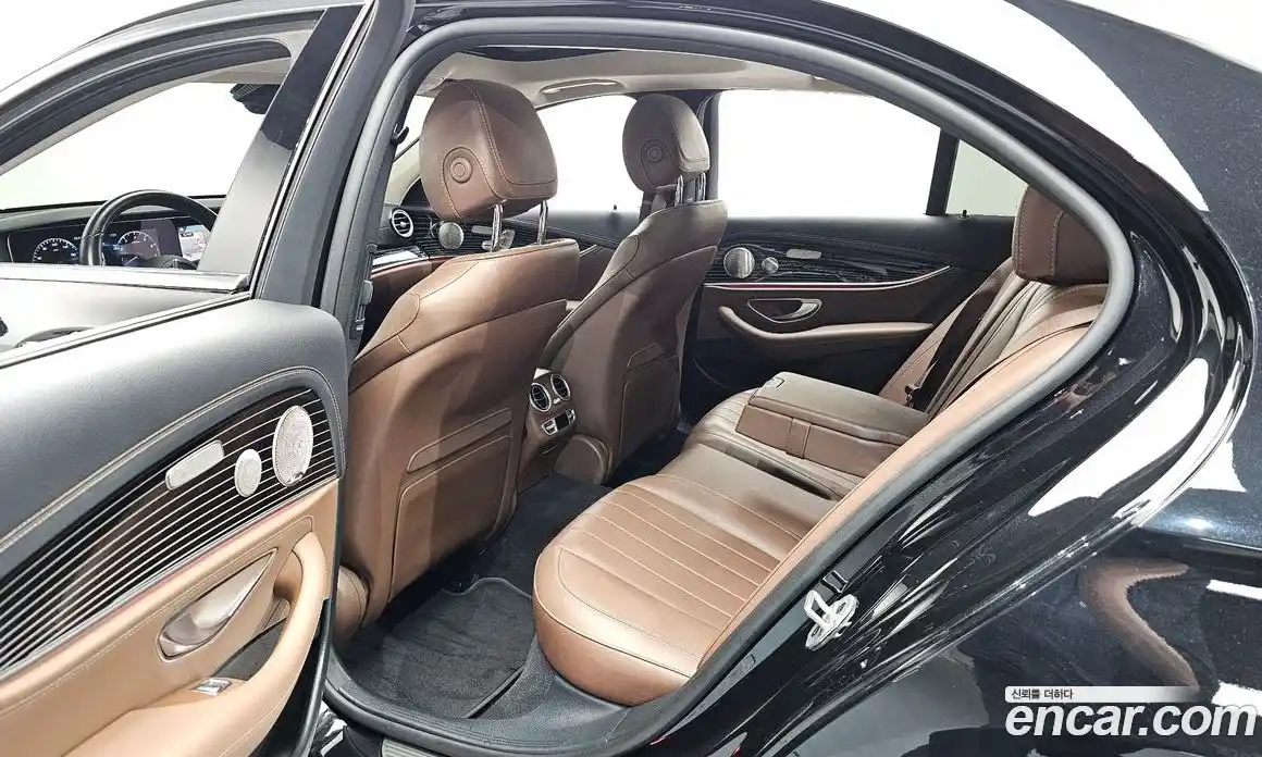 Mercedes-Benz E-Class 2021 3.0 автомат (гидро), фото 12