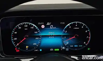Mercedes-Benz E-Class 2021 3.0 автомат (гидро), миниатюра 8