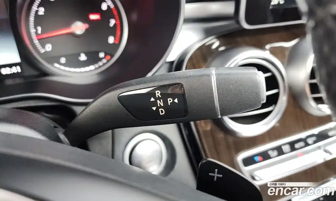 Mercedes-Benz GLC-Class 2019 2.0 гидро, фото 12 Mercedes-Benz GLC-Class 2019 2.0 гидро, фото 12