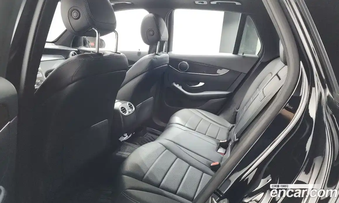 Mercedes-Benz GLC-Class 2019 2.0 гидро, фото 23 Mercedes-Benz GLC-Class 2019 2.0 гидро, фото 23