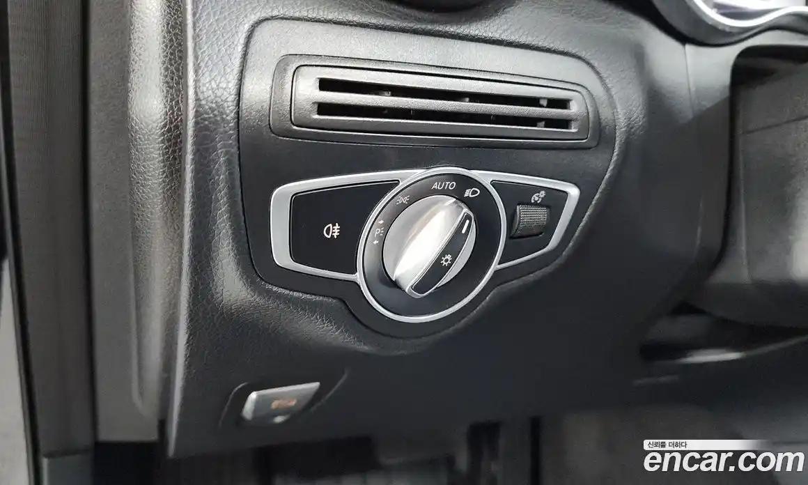 Mercedes-Benz GLC-Class 2019 2.0 гидро, фото 26 Mercedes-Benz GLC-Class 2019 2.0 гидро, фото 26