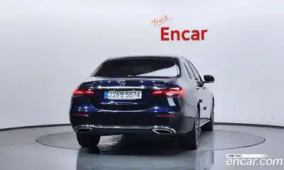 Mercedes-Benz E-Class 2021 2.0 автомат (гидро), миниатюра 4
