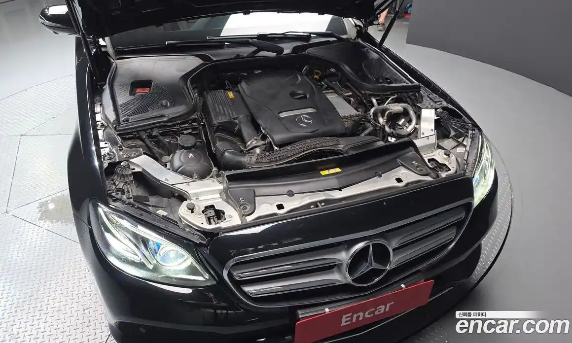 Mercedes-Benz E-Class 2019 2.0 автомат (гидро), фото 6