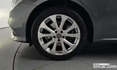Mercedes-Benz E-Class 2019 1.9 автомат (гидро), миниатюра 4