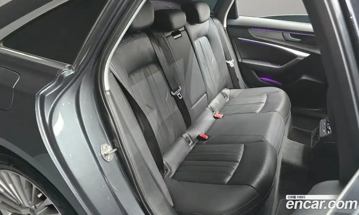 Audi A6 2020 2.0 автомат (гидро), фото 18