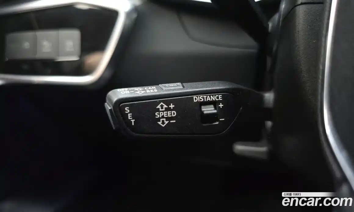 Audi A6 2020 2.0 автомат (гидро), фото 30