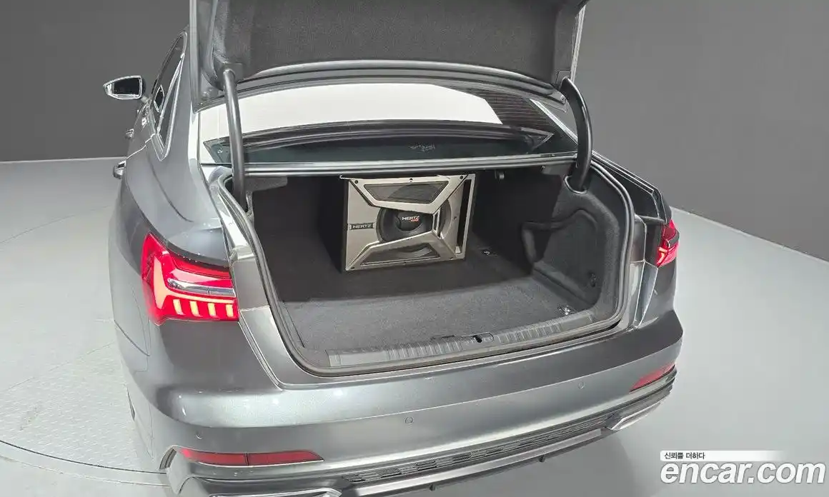 Audi A6 2020 2.0 автомат (гидро), фото 31