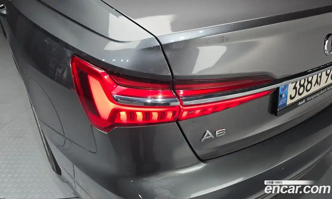 Audi A6 2020 2.0 автомат (гидро), фото 9