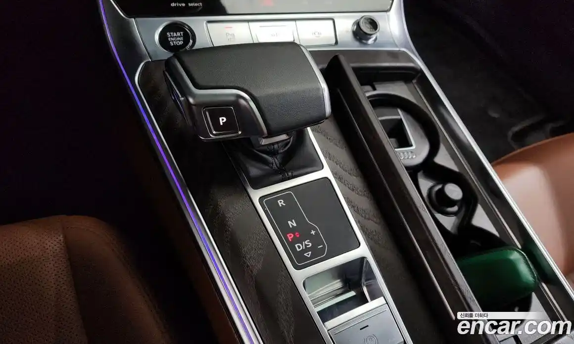 Audi A6 2023 2.0 автомат (гидро), фото 12