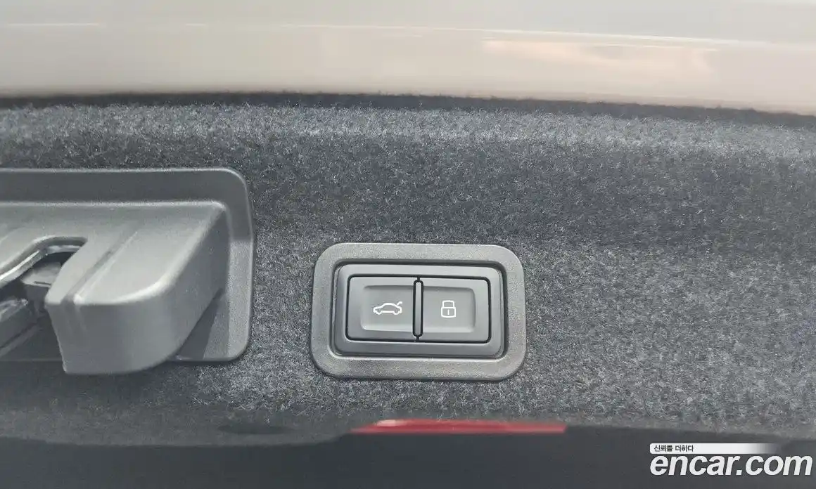 Audi A6 2023 2.0 автомат (гидро), фото 22