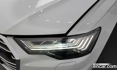 Audi A6 2023 2.0 автомат (гидро), миниатюра 8