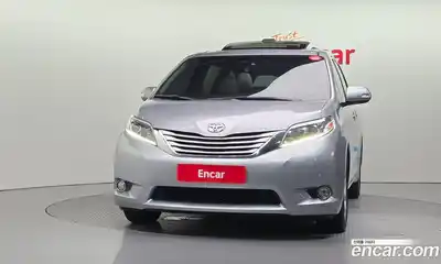 Toyota Sienna 2015 3.5 автомат (гидро), миниатюра 3 Toyota Sienna 2015 3.5 автомат (гидро), миниатюра 3