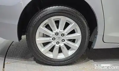 Toyota Sienna 2015 3.5 автомат (гидро), миниатюра 5 Toyota Sienna 2015 3.5 автомат (гидро), миниатюра 5