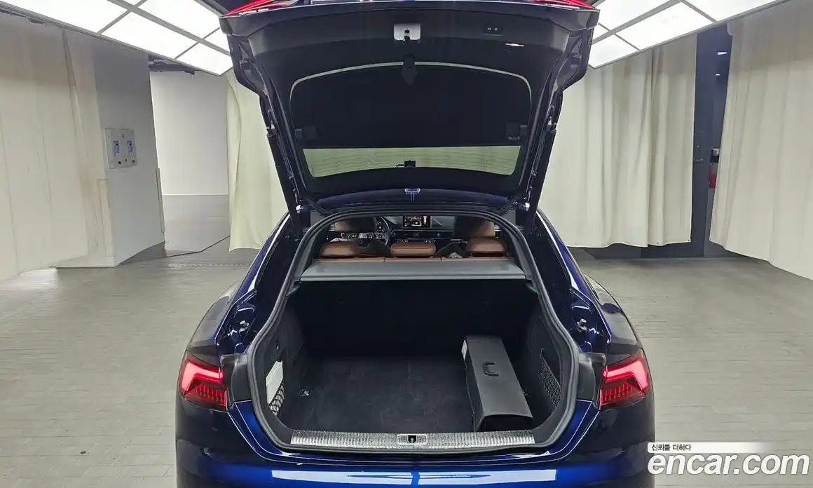 Audi A5 2019 2.0 автомат (гидро), фото 23