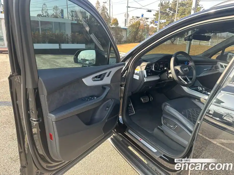 Audi Q7 2022 3.0 автомат (гидро), фото 14