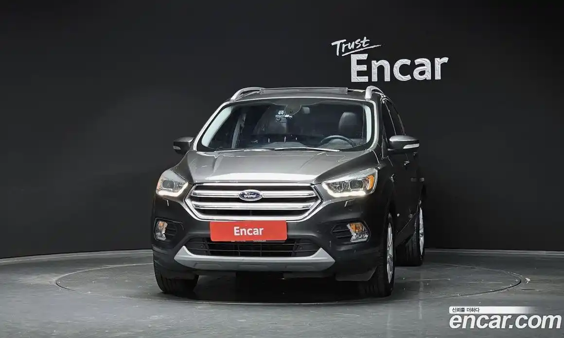 Ford Kuga 2017 2.0 автомат (гидро), фото 3