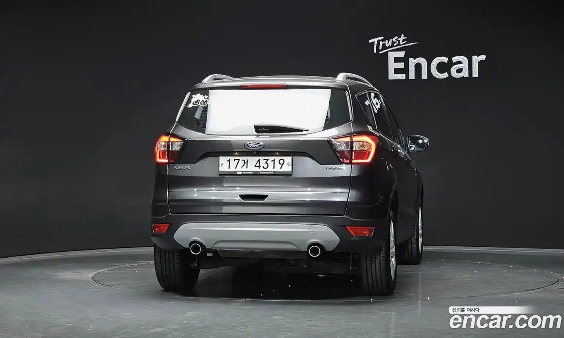 Ford Kuga 2017 2.0 автомат (гидро), фото 4