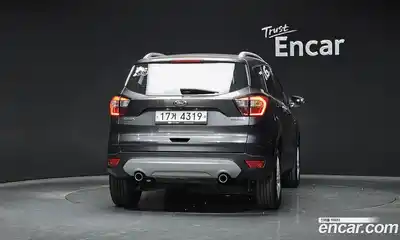 Ford Kuga 2017 2.0 автомат (гидро), миниатюра 4
