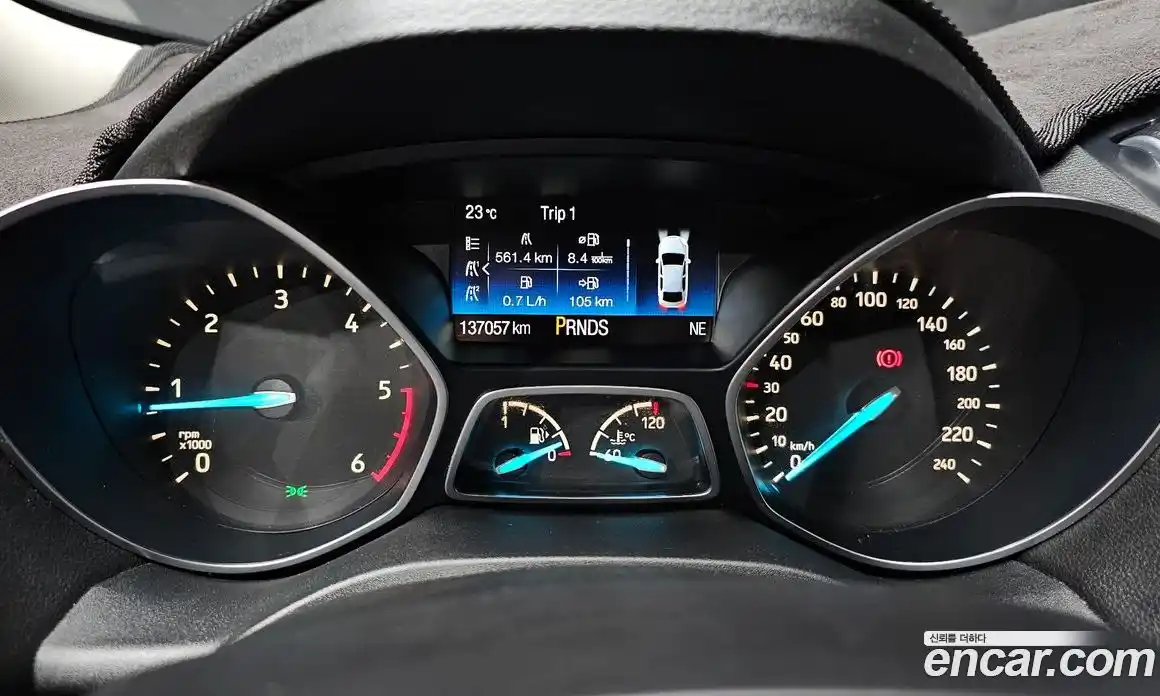 Ford Kuga 2017 2.0 автомат (гидро), фото 8