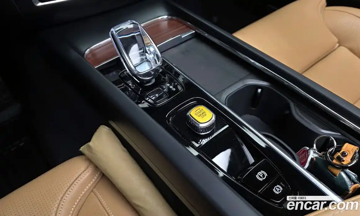 Volvo S60 2024 2.0 автомат (гидро), фото 12