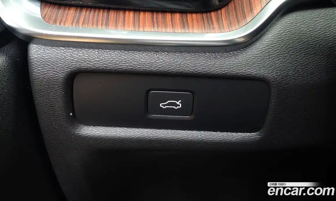 Volvo S60 2024 2.0 автомат (гидро), фото 26