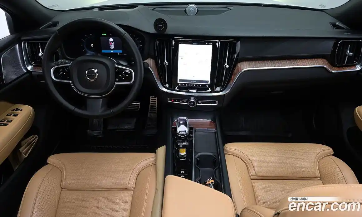 Volvo S60 2024 2.0 автомат (гидро), фото 10