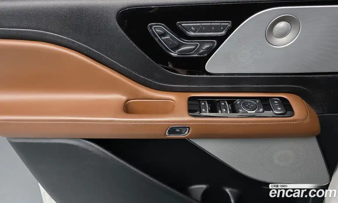 Lincoln Aviator 2021 3.0 автомат (гидро), фото 14 Lincoln Aviator 2021 3.0 автомат (гидро), фото 14