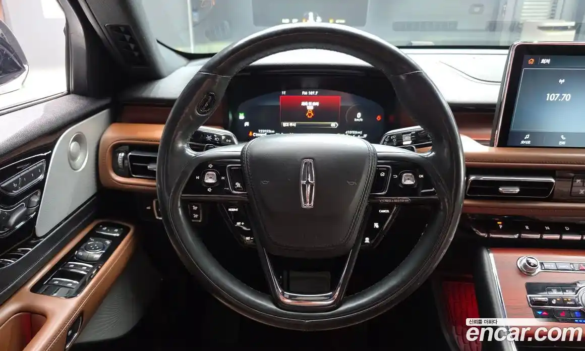 Lincoln Aviator 2021 3.0 автомат (гидро), фото 18 Lincoln Aviator 2021 3.0 автомат (гидро), фото 18