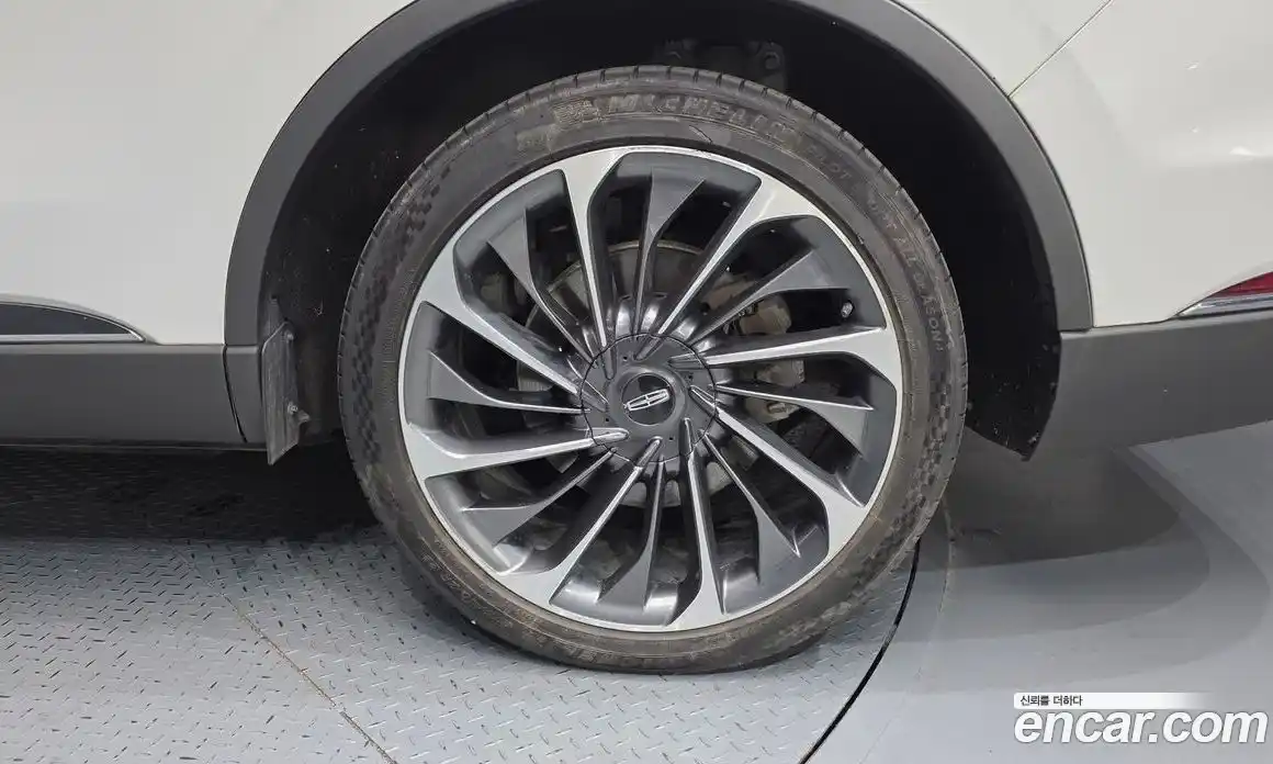 Lincoln Aviator 2021 3.0 автомат (гидро), фото 7 Lincoln Aviator 2021 3.0 автомат (гидро), фото 7