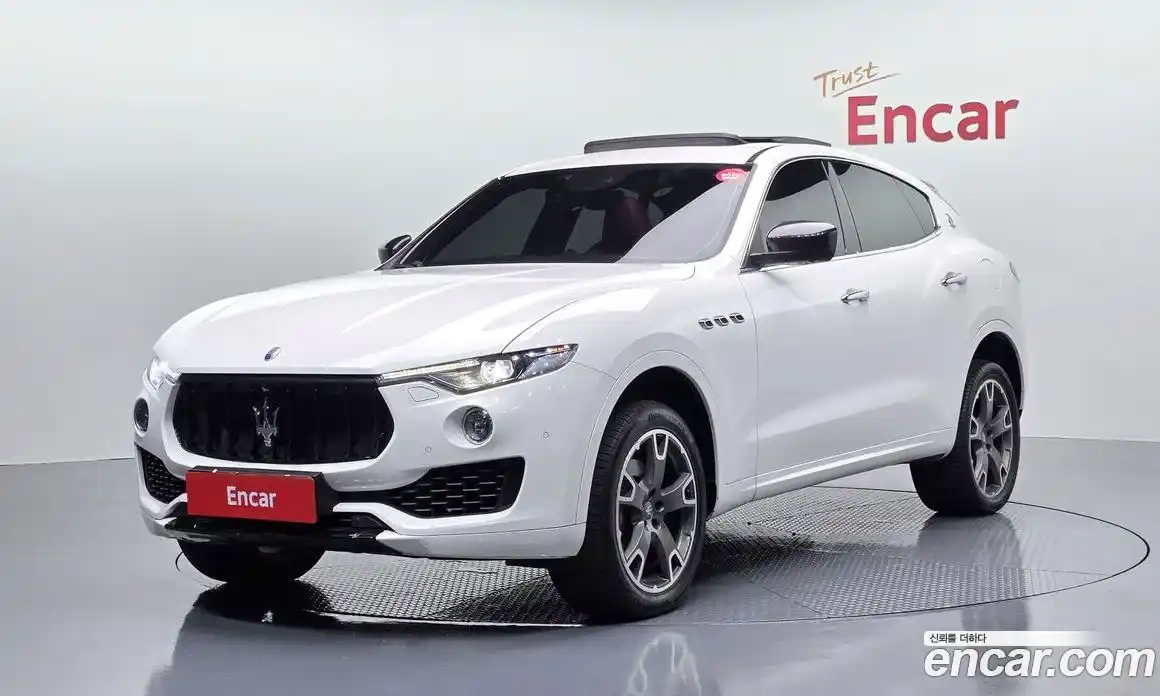 Maserati Levante 2017 3.0 автомат (гидро), фото 1 Maserati Levante 2017 3.0 автомат (гидро), фото 1