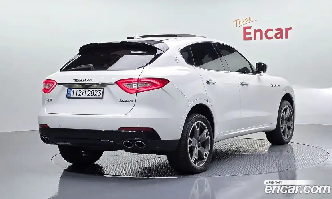 Maserati Levante 2017 3.0 автомат (гидро), фото 2 Maserati Levante 2017 3.0 автомат (гидро), фото 2