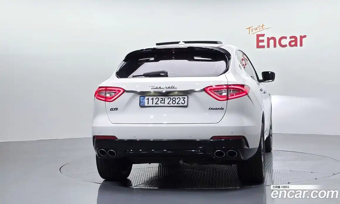 Maserati Levante 2017 3.0 автомат (гидро), фото 4 Maserati Levante 2017 3.0 автомат (гидро), фото 4
