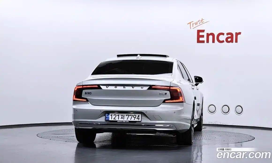 Volvo S90 2022 2.0 автомат (гидро), фото 4
