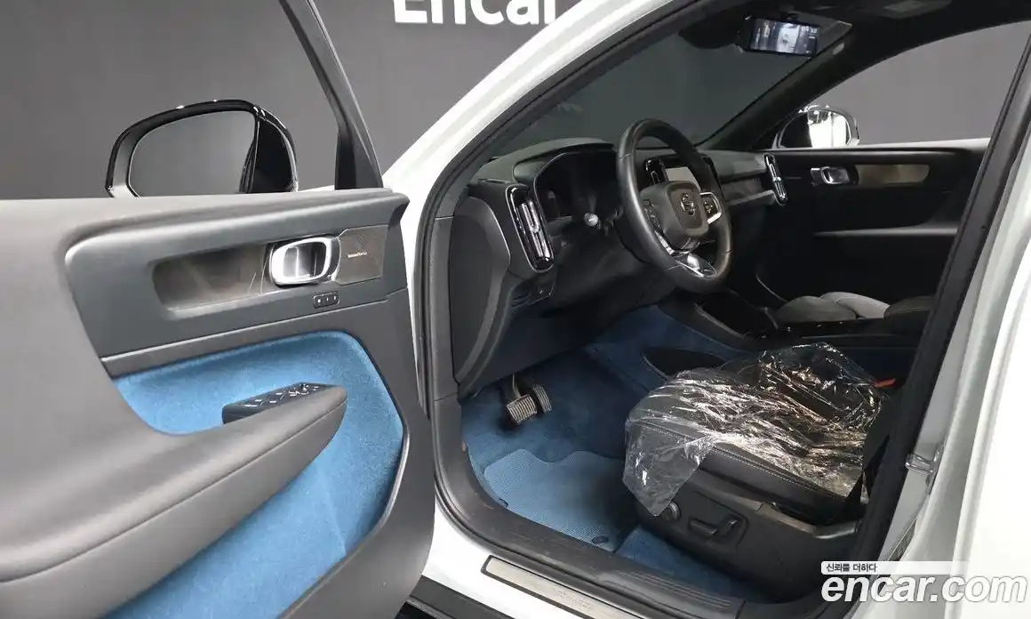 Volvo C40 2023 0.2 автомат (гидро), фото 13