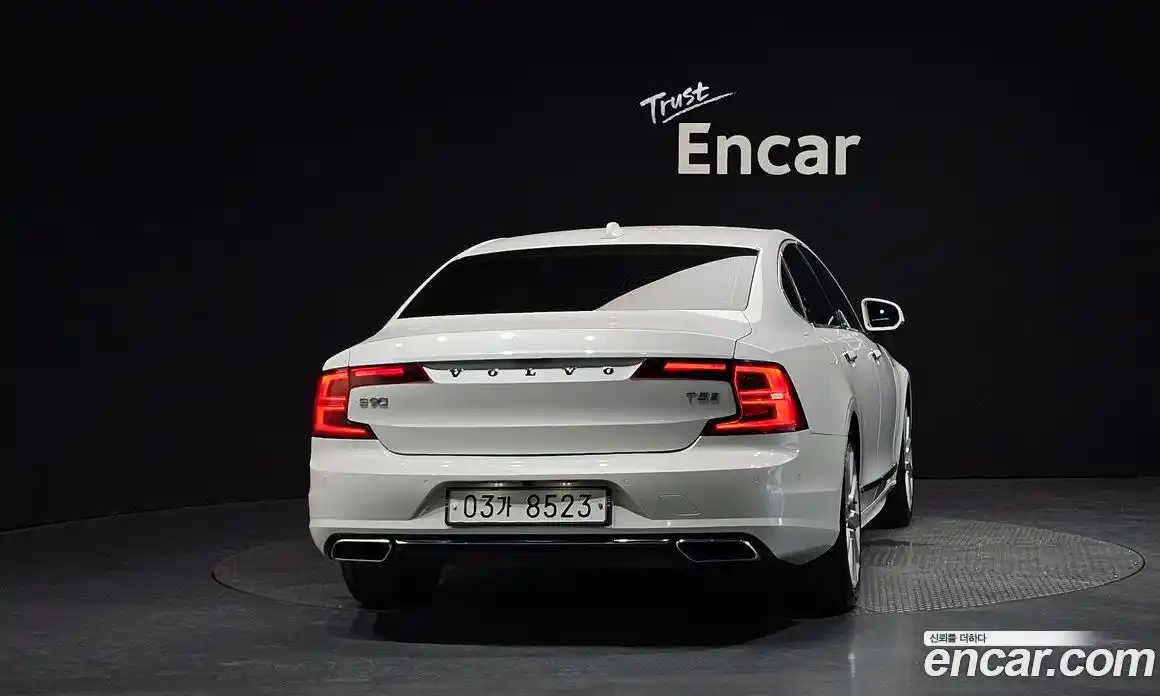 Volvo S90 2018 2.0 автомат (гидро), фото 3