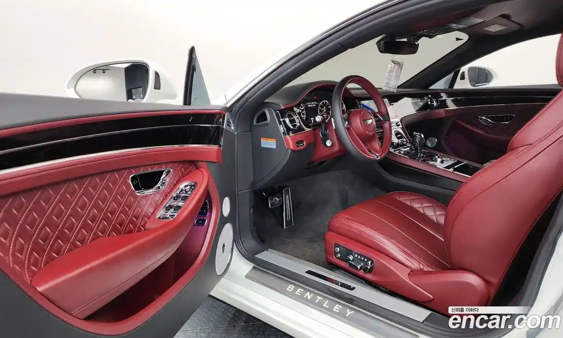 Bentley Continental 2020 4.0 автомат (гидро), фото 13