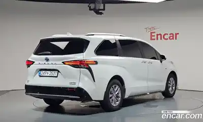 Toyota Sienna 2024 2.5 автомат (гидро), миниатюра 2 Toyota Sienna 2024 2.5 автомат (гидро), миниатюра 2