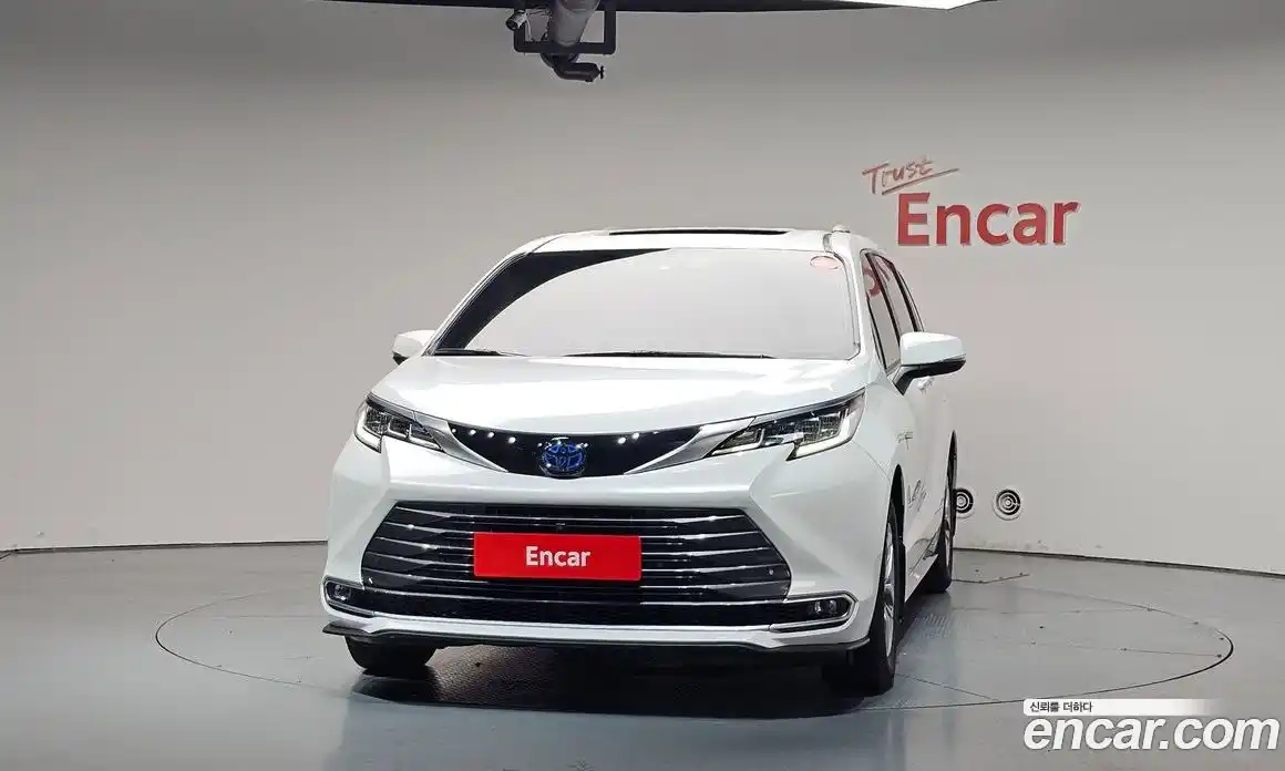 Toyota Sienna 2024 2.5 автомат (гидро), фото 3 Toyota Sienna 2024 2.5 автомат (гидро), фото 3