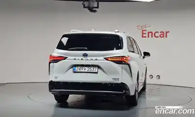 Toyota Sienna 2024 2.5 автомат (гидро), миниатюра 4 Toyota Sienna 2024 2.5 автомат (гидро), миниатюра 4