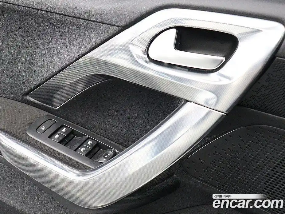 Peugeot 2008 2015 1.6 автомат (гидро), фото 14
