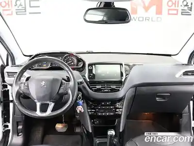 Peugeot 2008 2015 1.6 автомат (гидро), миниатюра 5