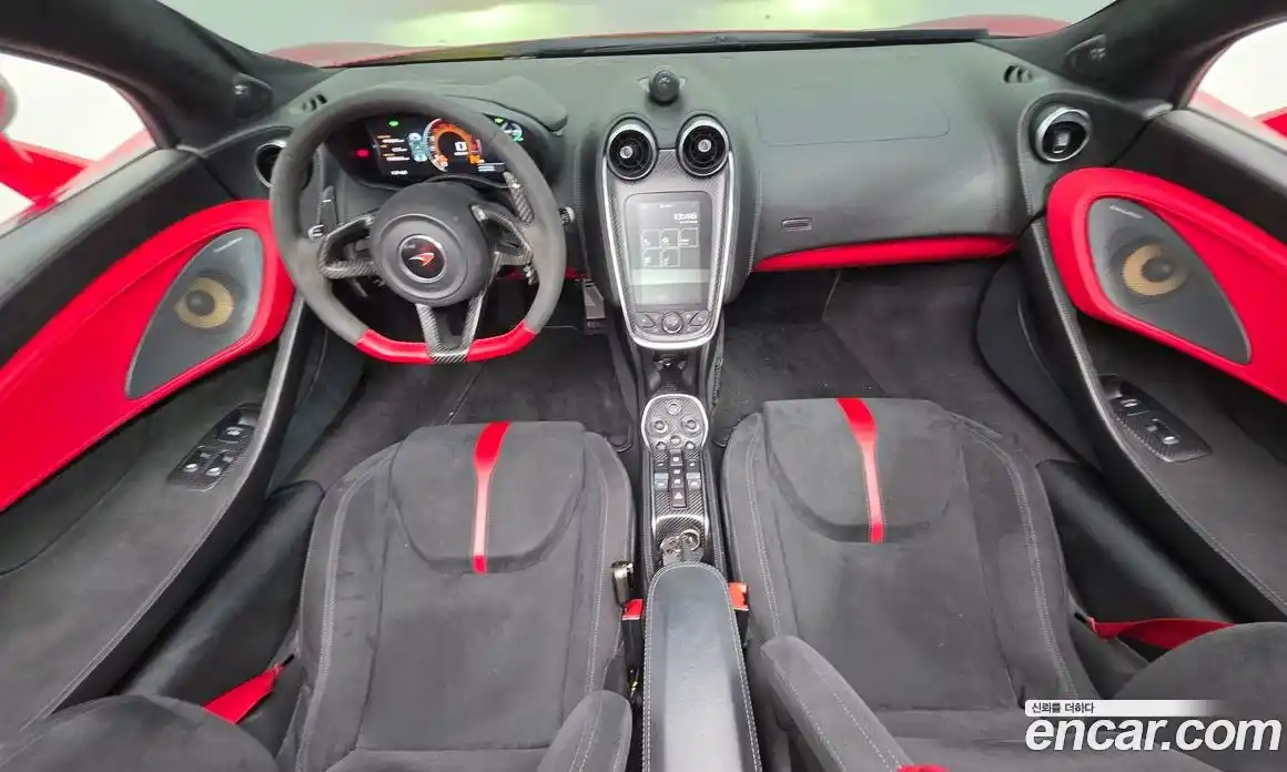 McLaren 570S 2018 3.8 автомат (гидро), фото 10 McLaren 570S 2018 3.8 автомат (гидро), фото 10