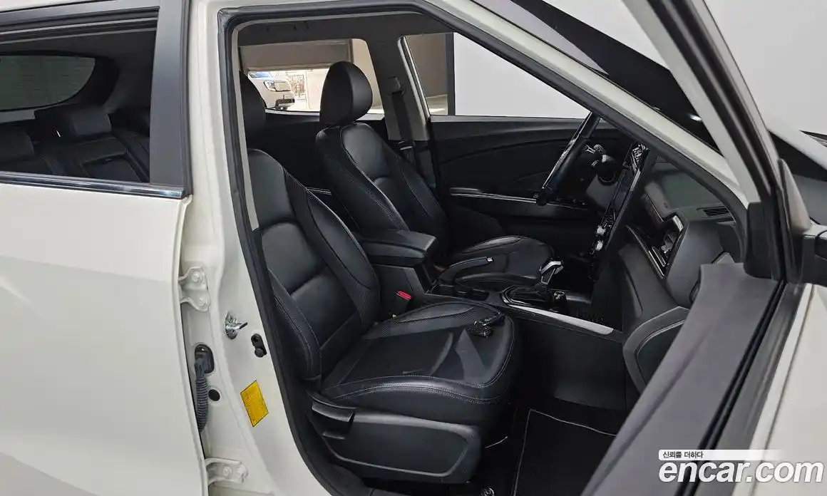 SsangYong TIBOLI 2022 1.5 автомат (гидро), фото 10