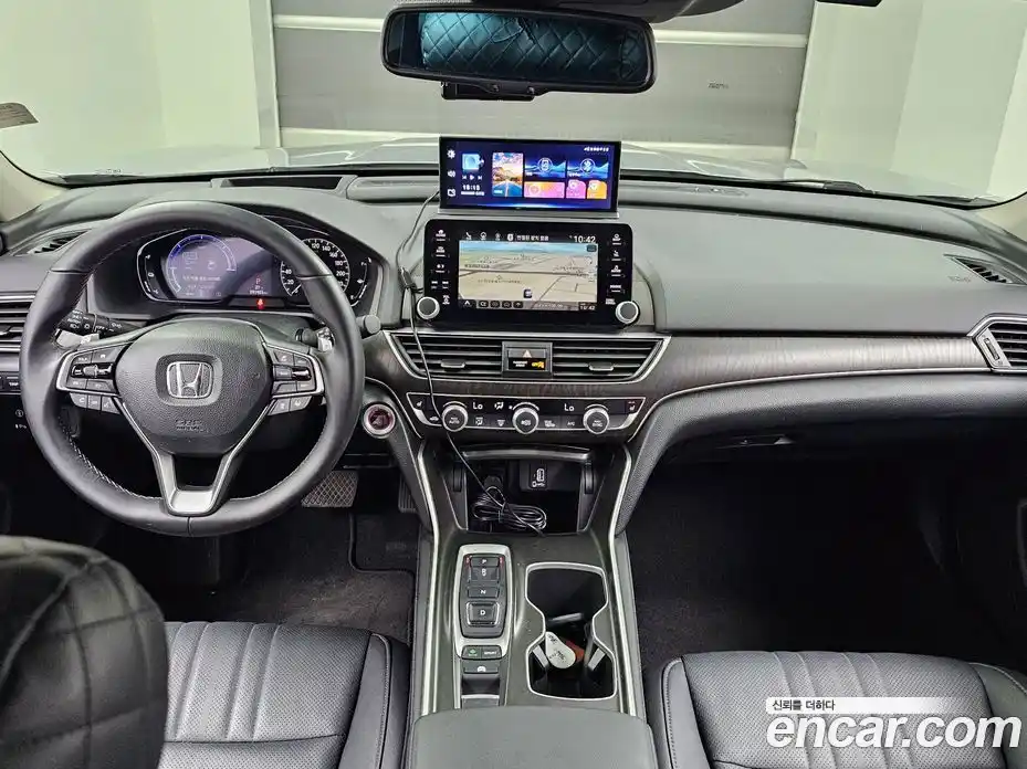 Honda Accord 2019 2.0 автомат (гидро), фото 7