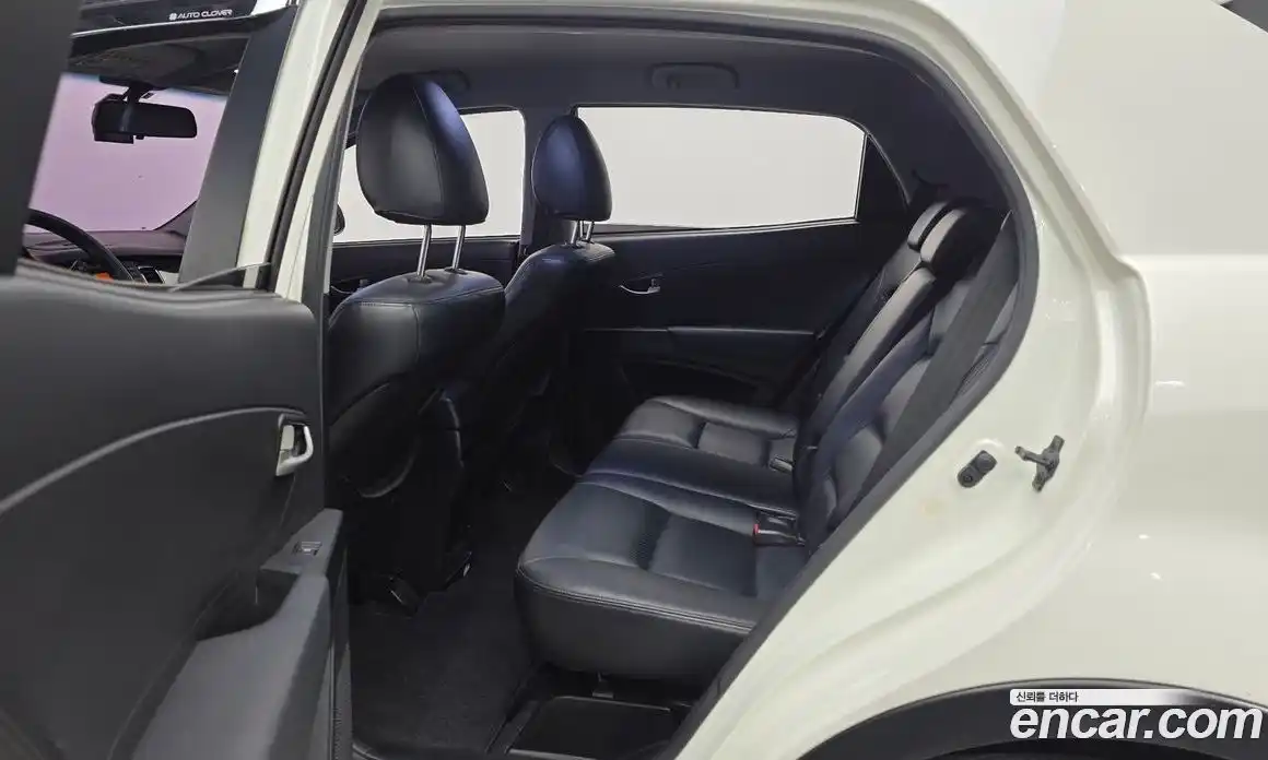 SsangYong Korando 2013 2.0 автомат (гидро), фото 17